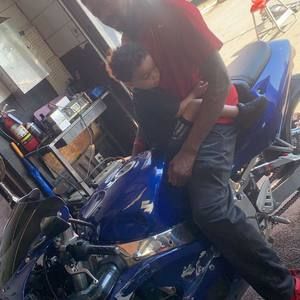 Meet your Posher, Maxx